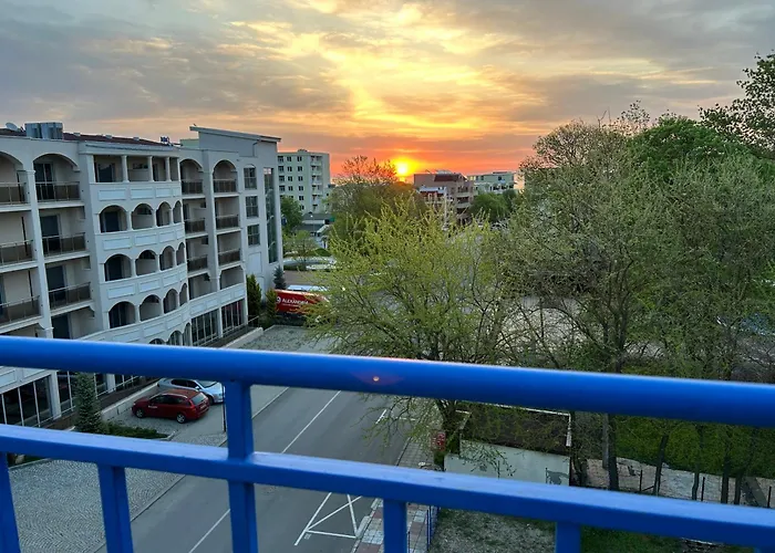 Hotel North